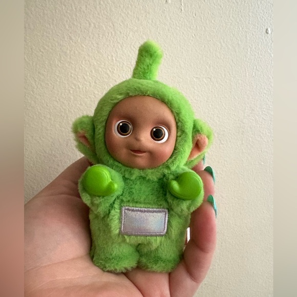 Pop mart teletubbies vibrancy collection”dipsey” - Picture 1 of 6